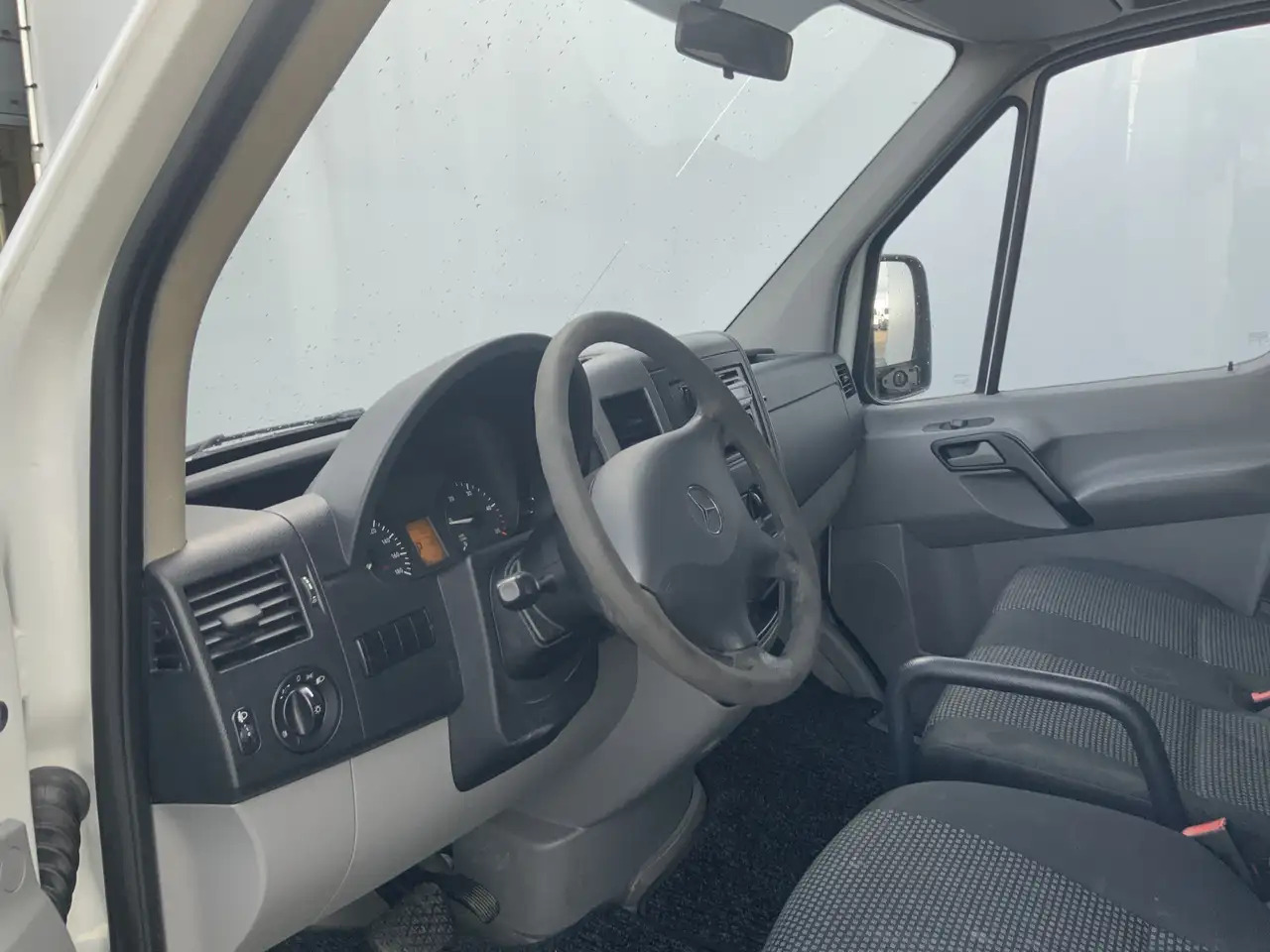 Mercedes-Benz Sprinter 211 2.2 CDI 366 L2 H1 Automaat 3 Zits Side Bar Tre - فان: صورة 5 Mercedes-Benz Sprinter 211 2.2 CDI 366 L2 H1 Automaat 3 Zits Side Bar Tre - فان: صورة 5
