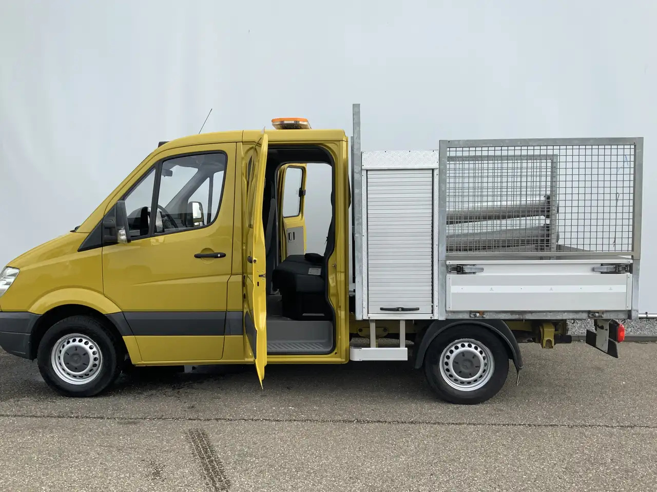 Mercedes-Benz Sprinter 213 2.2 CDI 325 Automaat DubCab Pick Up 5 Zits Tre - شاحنة مفتوحة, الشاحنات الصغيرة كابينة مزدوجة: صورة 4 Mercedes-Benz Sprinter 213 2.2 CDI 325 Automaat DubCab Pick Up 5 Zits Tre - شاحنة مفتوحة, الشاحنات الصغيرة كابينة مزدوجة: صورة 4