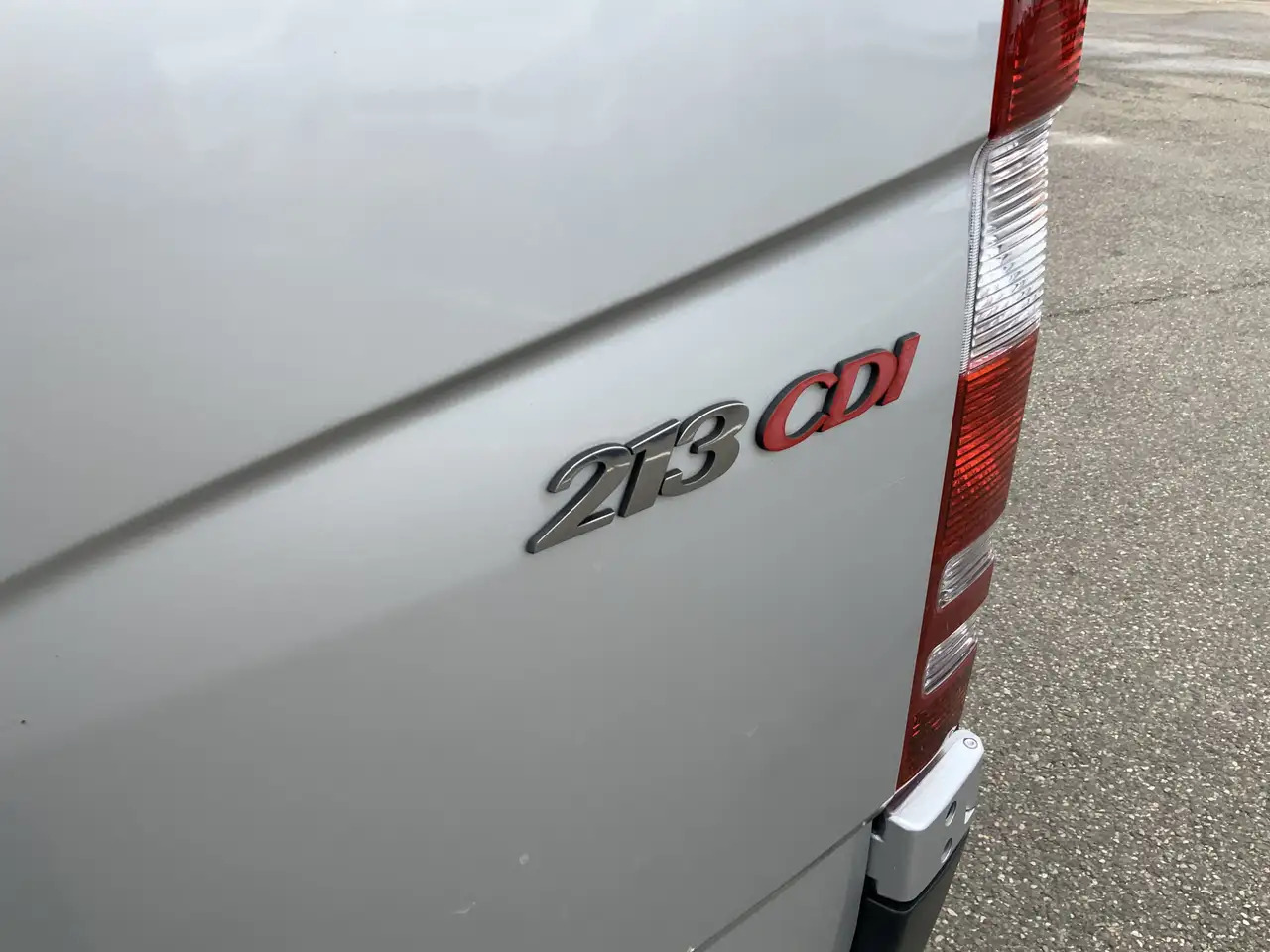 Mercedes-Benz Sprinter 213 2.2 CDI 325 L1H1 Airco Cruise Euro 4 - فان: صورة 3 Mercedes-Benz Sprinter 213 2.2 CDI 325 L1H1 Airco Cruise Euro 4 - فان: صورة 3