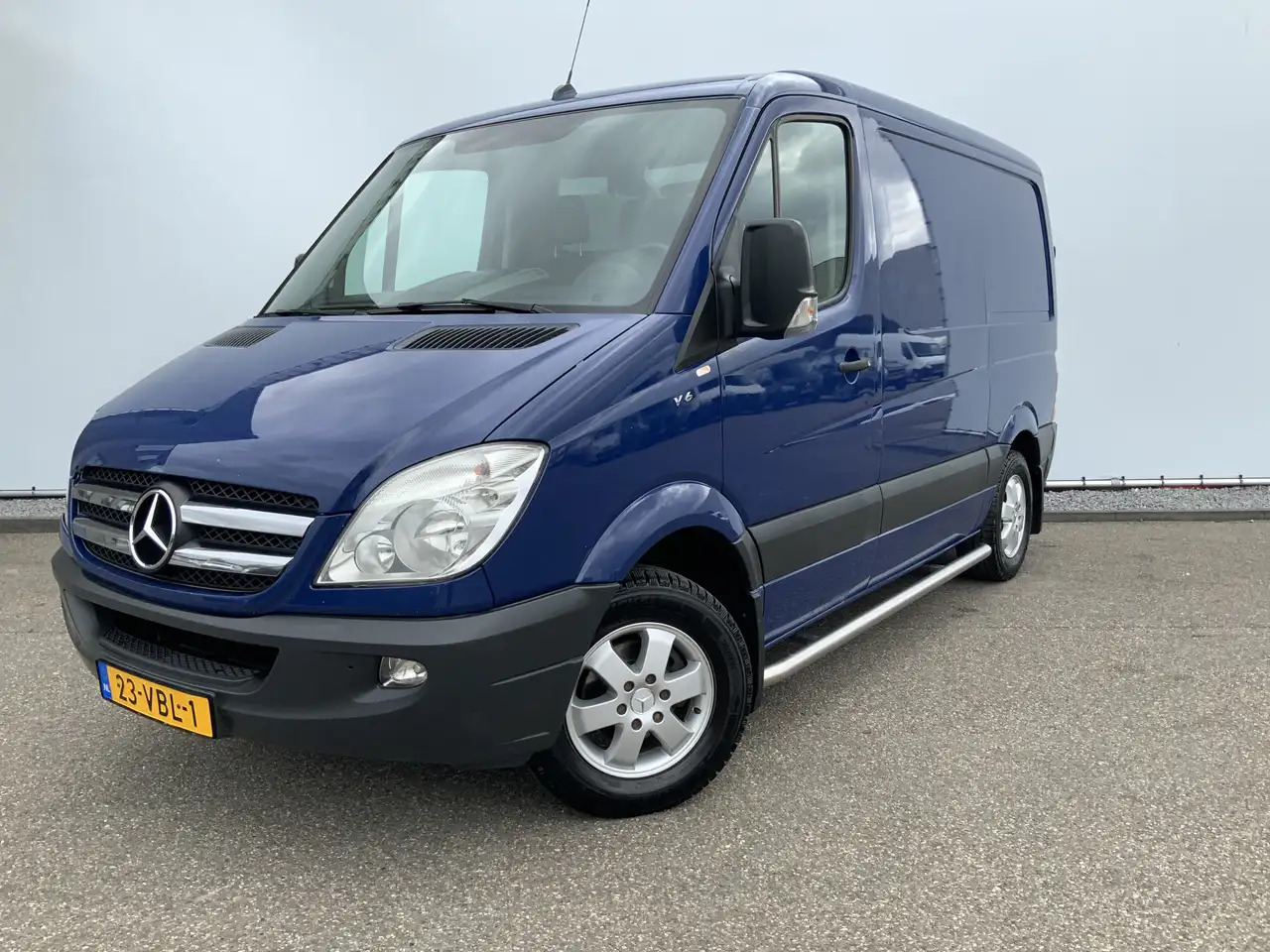 Mercedes-Benz Sprinter 218 3.0 CDI 325 HDL1H1 Automaat Cruise Airco 3 Zit - فان: صورة 1 Mercedes-Benz Sprinter 218 3.0 CDI 325 HDL1H1 Automaat Cruise Airco 3 Zit - فان: صورة 1