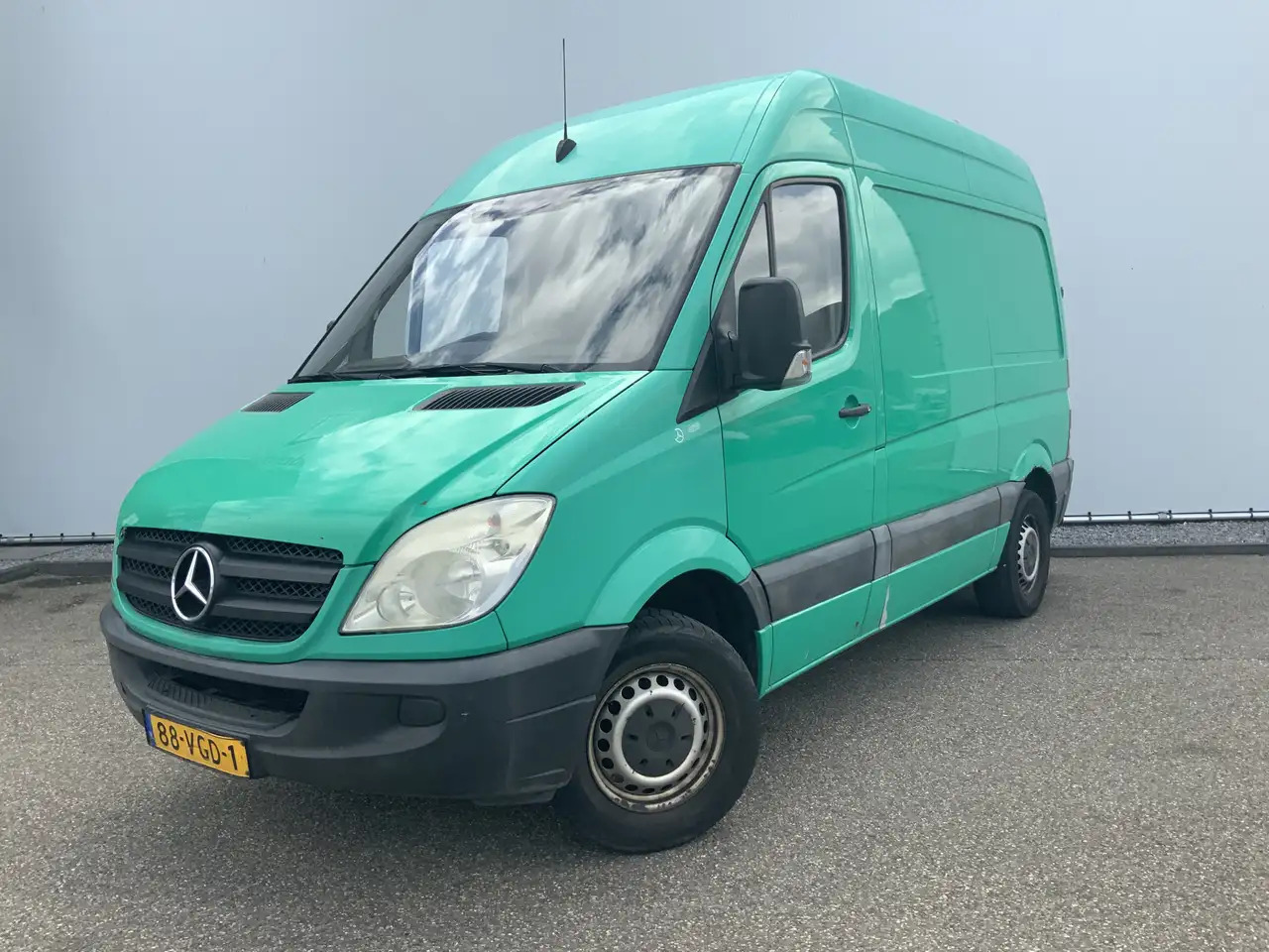 Mercedes-Benz Sprinter 311 2.2 CDI 325 H2 L1 Zits 3 Trekhaak 2800 kg & Op - فان المدمجة: صورة 1 Mercedes-Benz Sprinter 311 2.2 CDI 325 H2 L1 Zits 3 Trekhaak 2800 kg & Op - فان المدمجة: صورة 1