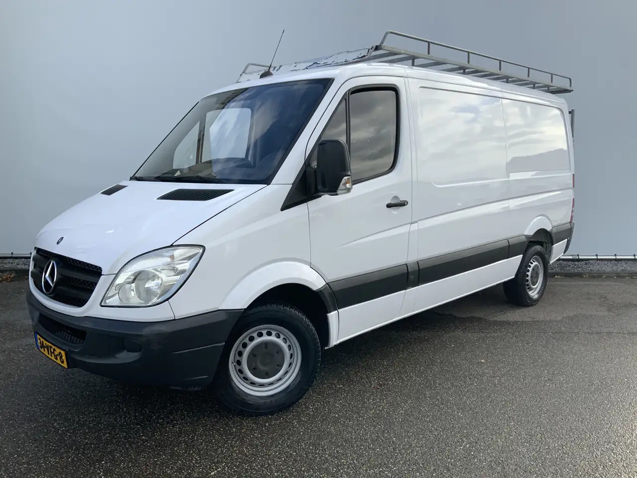 Mercedes-Benz Sprinter 311 2.2 CDI 366 L2H1 Automaat 3 Zits Trekaak 2800k - فان: صورة 1 Mercedes-Benz Sprinter 311 2.2 CDI 366 L2H1 Automaat 3 Zits Trekaak 2800k - فان: صورة 1