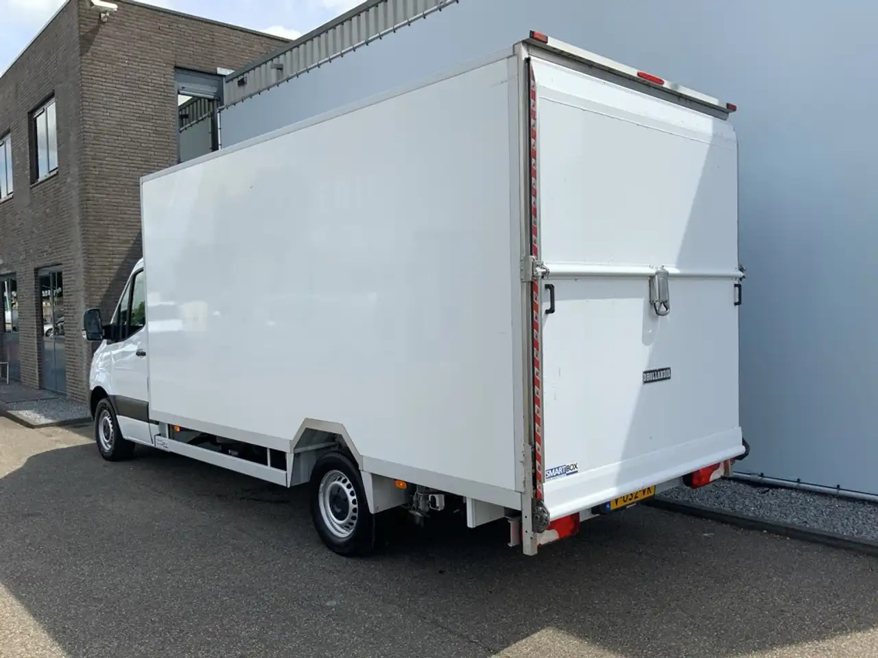 Mercedes-Benz Sprinter 314 2.2 CDI 432 Automaat Meubelbak & Klep Veer Air - شاحنة مغلقة الصندوق: صورة 5 Mercedes-Benz Sprinter 314 2.2 CDI 432 Automaat Meubelbak & Klep Veer Air - شاحنة مغلقة الصندوق: صورة 5