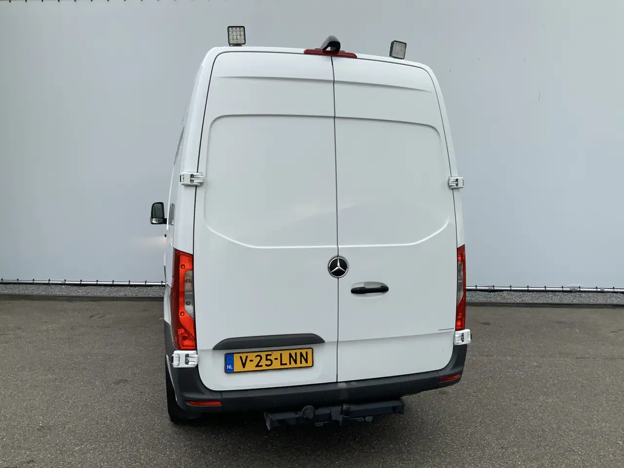Mercedes-Benz Sprinter 316 2.2 CDI L2H2 Airco Cruise Camera Navi Trekhaak - فان: صورة 2 Mercedes-Benz Sprinter 316 2.2 CDI L2H2 Airco Cruise Camera Navi Trekhaak - فان: صورة 2