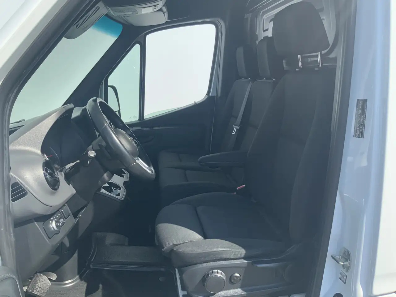 Mercedes-Benz Sprinter 316 2.2 CDI L2H2 DC Automaat Cruise Airco 3 Zits W - فان: صورة 4 Mercedes-Benz Sprinter 316 2.2 CDI L2H2 DC Automaat Cruise Airco 3 Zits W - فان: صورة 4