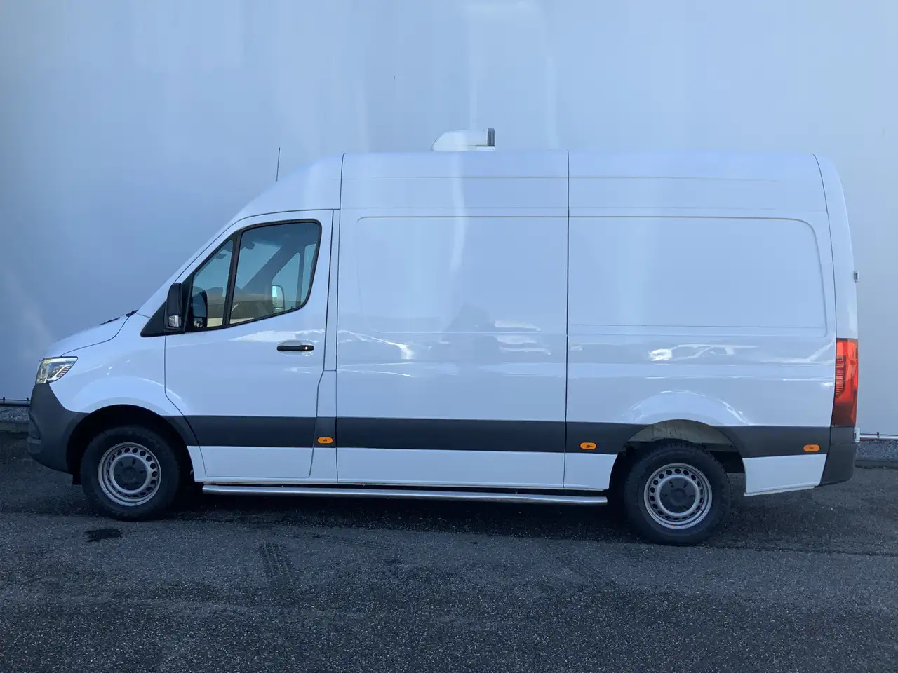 Mercedes-Benz Sprinter 316 2.2 CDI L2H2 Koelwagen Dag & Nacht Automaat Ai - آليات: صورة 3 Mercedes-Benz Sprinter 316 2.2 CDI L2H2 Koelwagen Dag & Nacht Automaat Ai - آليات: صورة 3