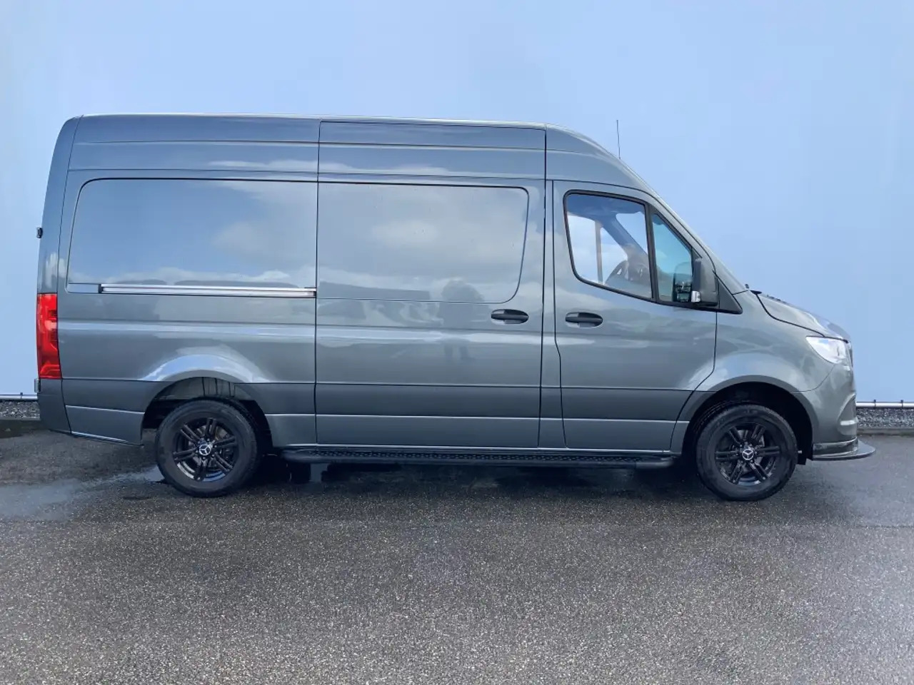Mercedes-Benz Sprinter 319 3.0 CDI Autom.L2H2 Airco Cruise 3 Zits MBux 10 - فان: صورة 5 Mercedes-Benz Sprinter 319 3.0 CDI Autom.L2H2 Airco Cruise 3 Zits MBux 10 - فان: صورة 5