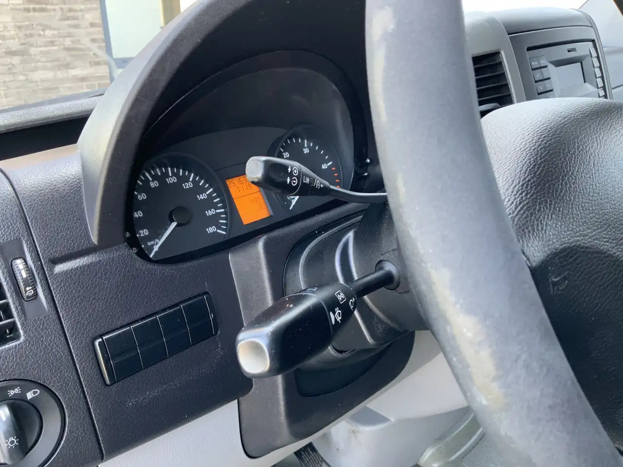 Mercedes-Benz Sprinter 513 2.2 CDI 432 Meubelbak&Lift Airco Cruise 3 Zits - آليات: صورة 4 Mercedes-Benz Sprinter 513 2.2 CDI 432 Meubelbak&Lift Airco Cruise 3 Zits - آليات: صورة 4