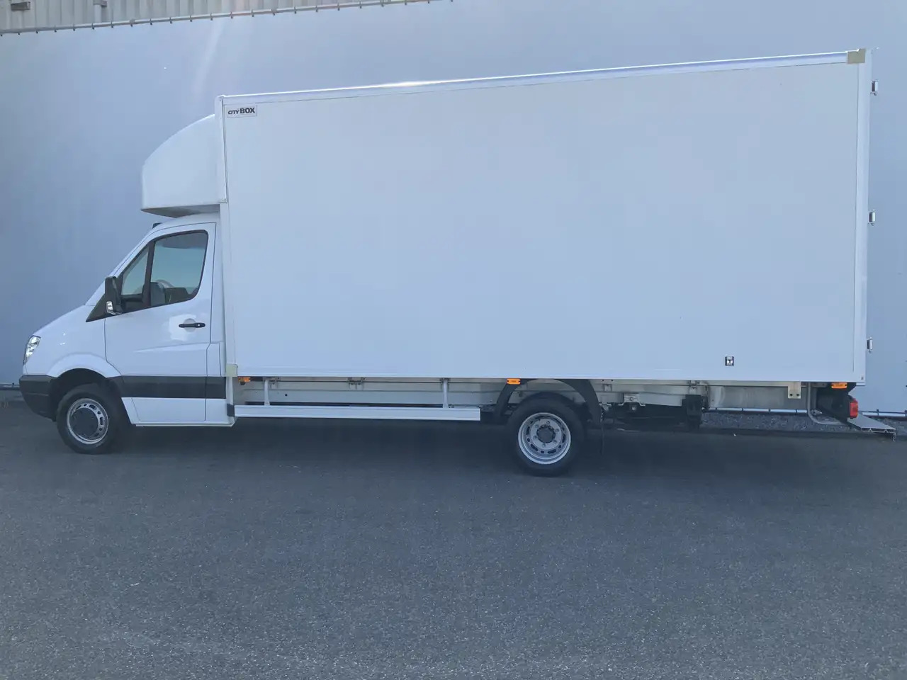 Mercedes-Benz Sprinter 515 2.2 CDI 432 Meubelbak 5,10 MTR.&Deuren Airco 3 - شاحنة مغلقة الصندوق: صورة 3 Mercedes-Benz Sprinter 515 2.2 CDI 432 Meubelbak 5,10 MTR.&Deuren Airco 3 - شاحنة مغلقة الصندوق: صورة 3