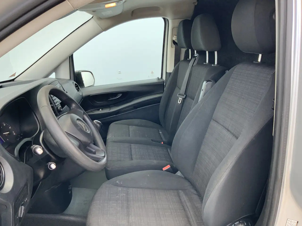 Mercedes-Benz Vito 109 CDI Functional Lang Airco Cruise 3 Zits Trekha - فان المدمجة: صورة 4 Mercedes-Benz Vito 109 CDI Functional Lang Airco Cruise 3 Zits Trekha - فان المدمجة: صورة 4
