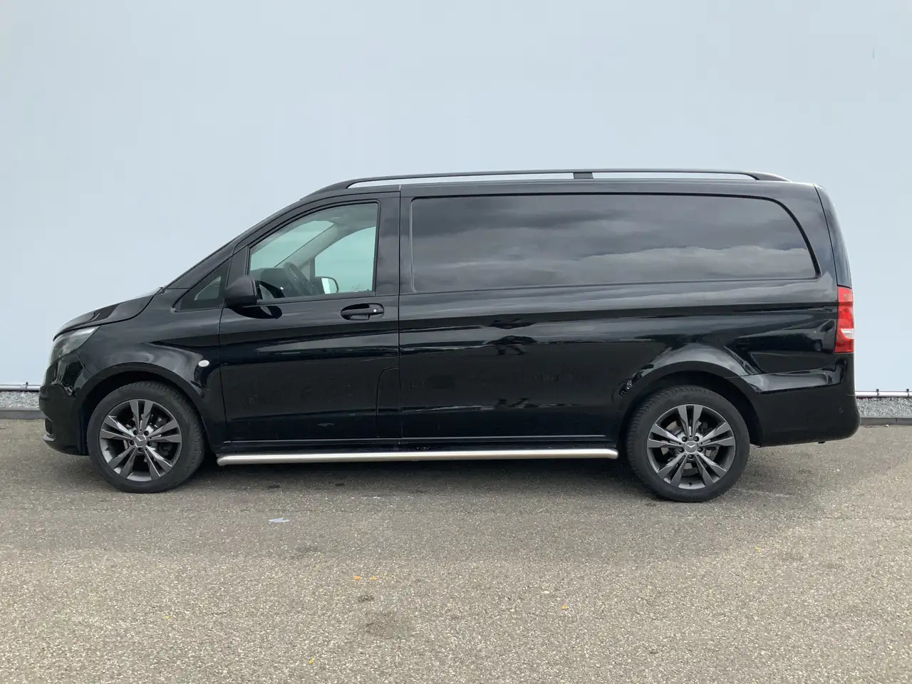 Mercedes-Benz Vito 116 CDI Lang Airco Cruise Camera Navi Side Bar Tre - فان المدمجة: صورة 3 Mercedes-Benz Vito 116 CDI Lang Airco Cruise Camera Navi Side Bar Tre - فان المدمجة: صورة 3
