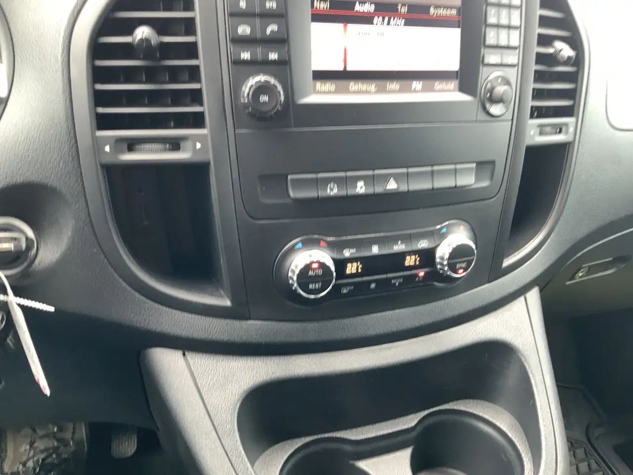 Mercedes-Benz Vito 116 CDI Lang Automaat Airco Cruise Camera Trekhaak - فان المدمجة: صورة 5 Mercedes-Benz Vito 116 CDI Lang Automaat Airco Cruise Camera Trekhaak - فان المدمجة: صورة 5