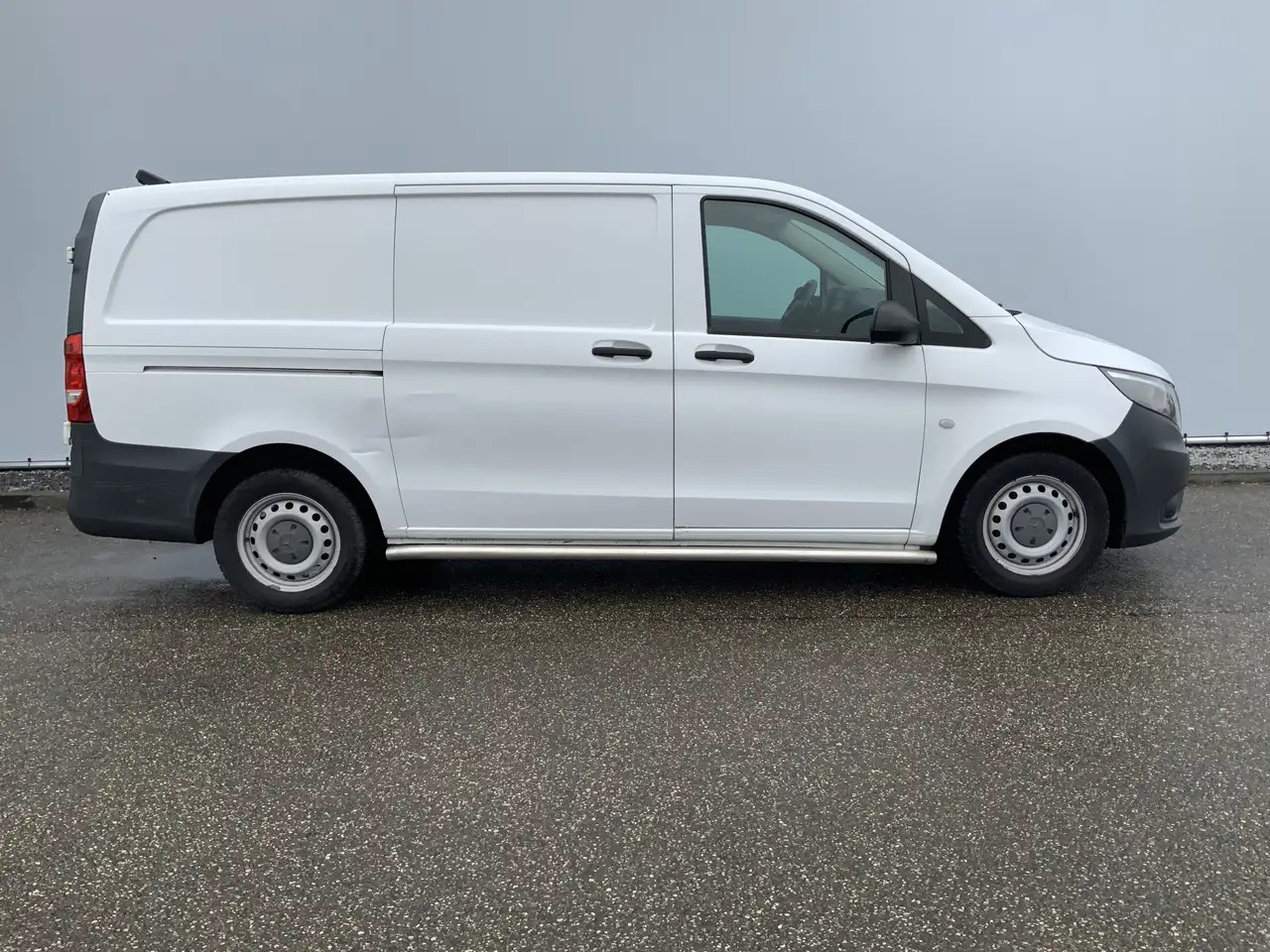 Mercedes-Benz Vito koeling konvekta Koelauto 111 CDI Functional Lang - شاحنة مُبرّدة للتوصيل: صورة 3 Mercedes-Benz Vito koeling konvekta Koelauto 111 CDI Functional Lang - شاحنة مُبرّدة للتوصيل: صورة 3