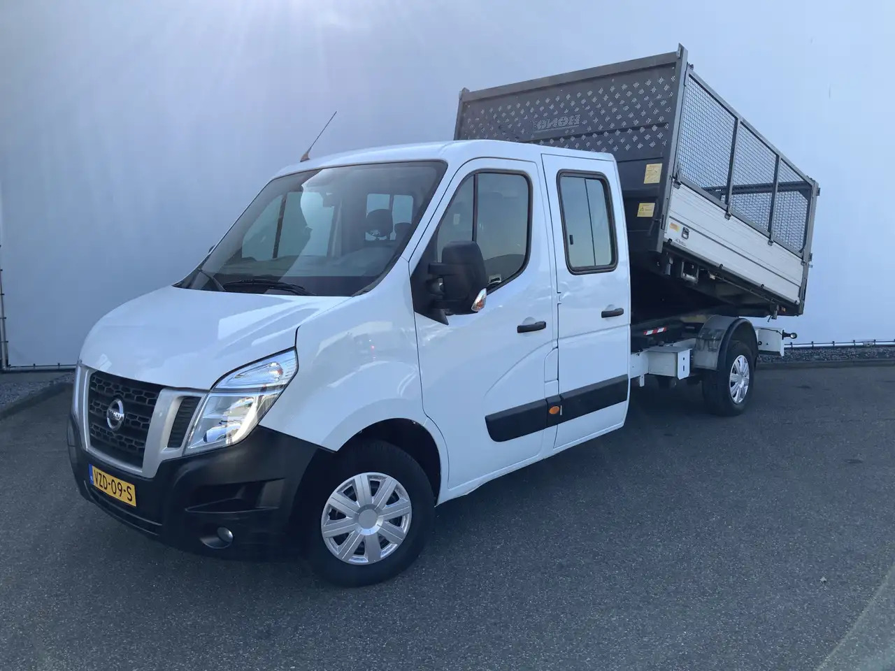 Nissan NV400 2.3 dCi L3H1 Dub Cab 3 Zijde Kipper Airco Bakmaat - قلاب صغير: صورة 1 Nissan NV400 2.3 dCi L3H1 Dub Cab 3 Zijde Kipper Airco Bakmaat - قلاب صغير: صورة 1
