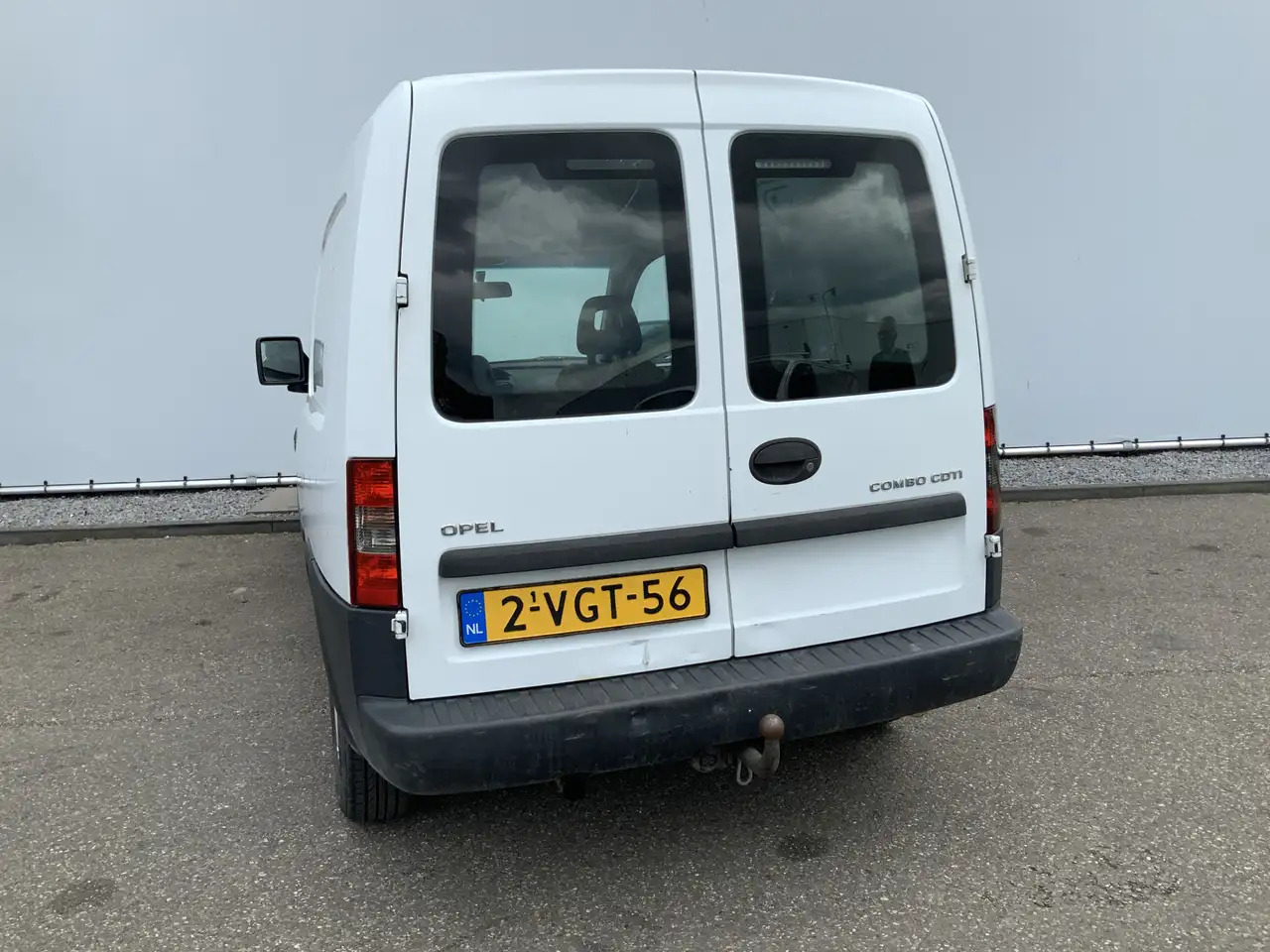 Opel Combo 1.3 CDTi Selection Trekhaak 1000 kg Euro 5 - فان المدمجة: صورة 2 Opel Combo 1.3 CDTi Selection Trekhaak 1000 kg Euro 5 - فان المدمجة: صورة 2