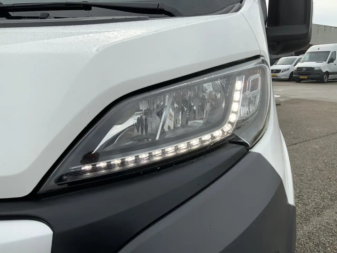 Peugeot Boxer 330 2.2 HDI L2H2 Première Airco Cruise Camera side - فان: صورة 2 Peugeot Boxer 330 2.2 HDI L2H2 Première Airco Cruise Camera side - فان: صورة 2