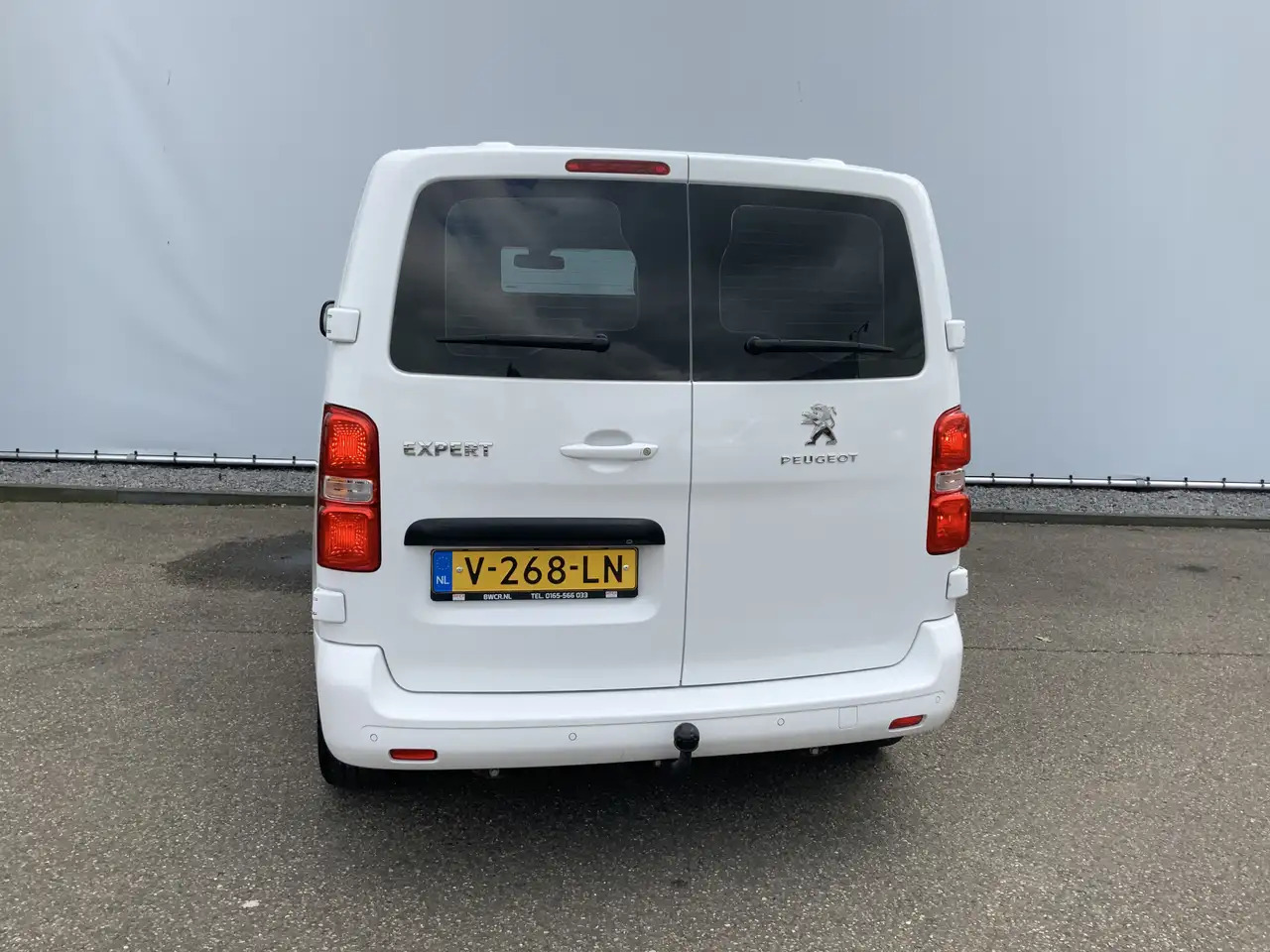 Peugeot Expert 227C 2.0 BlueHDI 150 Premium Pack Airco Cruise Cam - فان: صورة 2 Peugeot Expert 227C 2.0 BlueHDI 150 Premium Pack Airco Cruise Cam - فان: صورة 2