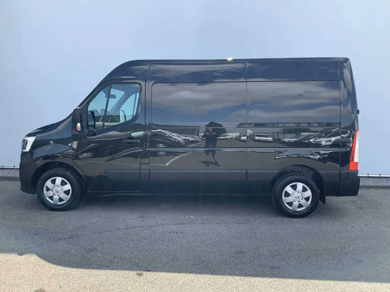 Renault Master T35 2.3 dCi 135 L2H2 Airco Cruise 3 Zits Camera Eu - فان: صورة 3 Renault Master T35 2.3 dCi 135 L2H2 Airco Cruise 3 Zits Camera Eu - فان: صورة 3