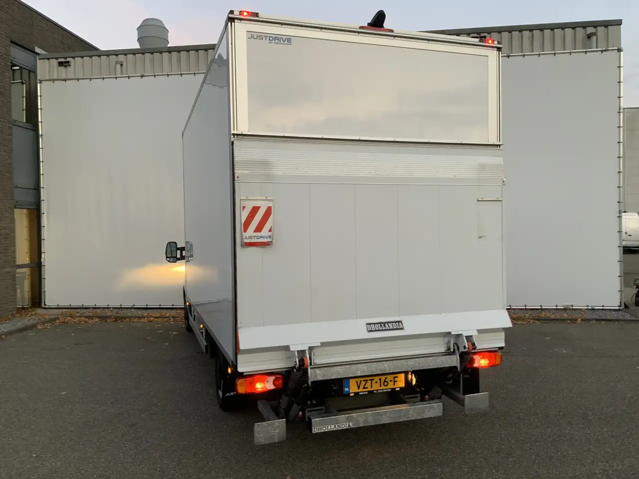Renault Master T35 2.3 dCi 145 L3 Meubelbak&Klep Zijdeur Airco Cr - شاحنة مغلقة الصندوق: صورة 2 Renault Master T35 2.3 dCi 145 L3 Meubelbak&Klep Zijdeur Airco Cr - شاحنة مغلقة الصندوق: صورة 2