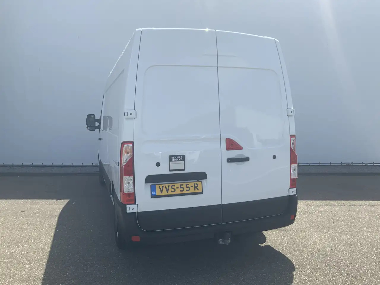 Renault Master T35 2.3 dCi 150 L2H2 Energy Work Edition Airco Cru - فان: صورة 2 Renault Master T35 2.3 dCi 150 L2H2 Energy Work Edition Airco Cru - فان: صورة 2