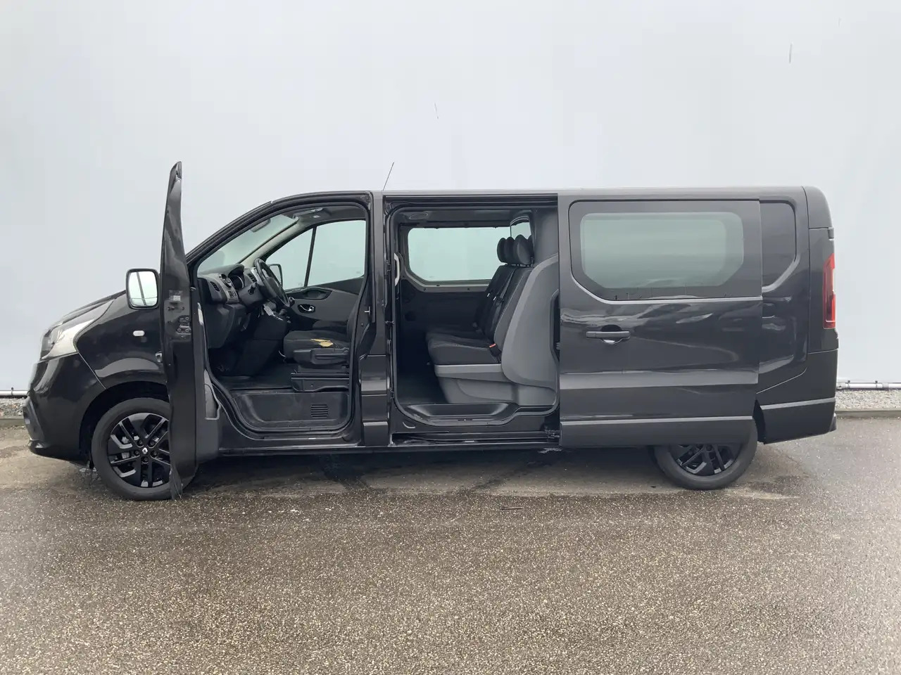 Renault Trafic 1.6 dCi T29 L2H1 Dub Cab 5 Zits Airco Cruise Navi - الشاحنات الصغيرة كابينة مزدوجة: صورة 4 Renault Trafic 1.6 dCi T29 L2H1 Dub Cab 5 Zits Airco Cruise Navi - الشاحنات الصغيرة كابينة مزدوجة: صورة 4