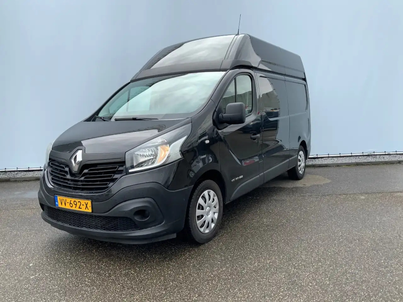 Renault Trafic 1.6 dCi T29 L2H2 Comfort Energy Airco Cruise 3 Zit - فان: صورة 1 Renault Trafic 1.6 dCi T29 L2H2 Comfort Energy Airco Cruise 3 Zit - فان: صورة 1