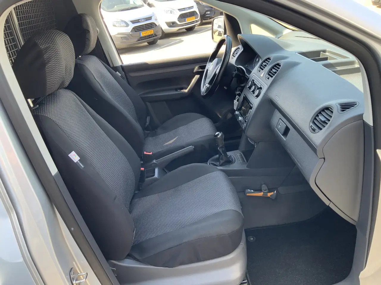 Volkswagen Caddy 1.6 TDI Airco Imperiaal Trekhaak 1400 kg navi Crui - فان المدمجة: صورة 5 Volkswagen Caddy 1.6 TDI Airco Imperiaal Trekhaak 1400 kg navi Crui - فان المدمجة: صورة 5