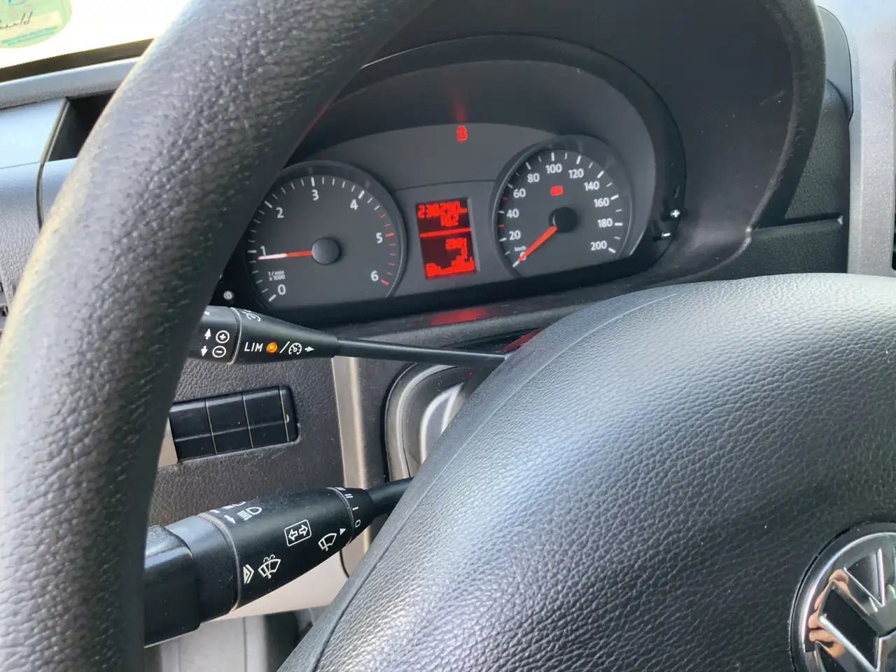 فان Volkswagen Crafter 35 2.0 TDI L1H1 Airco Cruise 3 Zits Trekhaak 2000: صورة 11 فان Volkswagen Crafter 35 2.0 TDI L1H1 Airco Cruise 3 Zits Trekhaak 2000: صورة 11