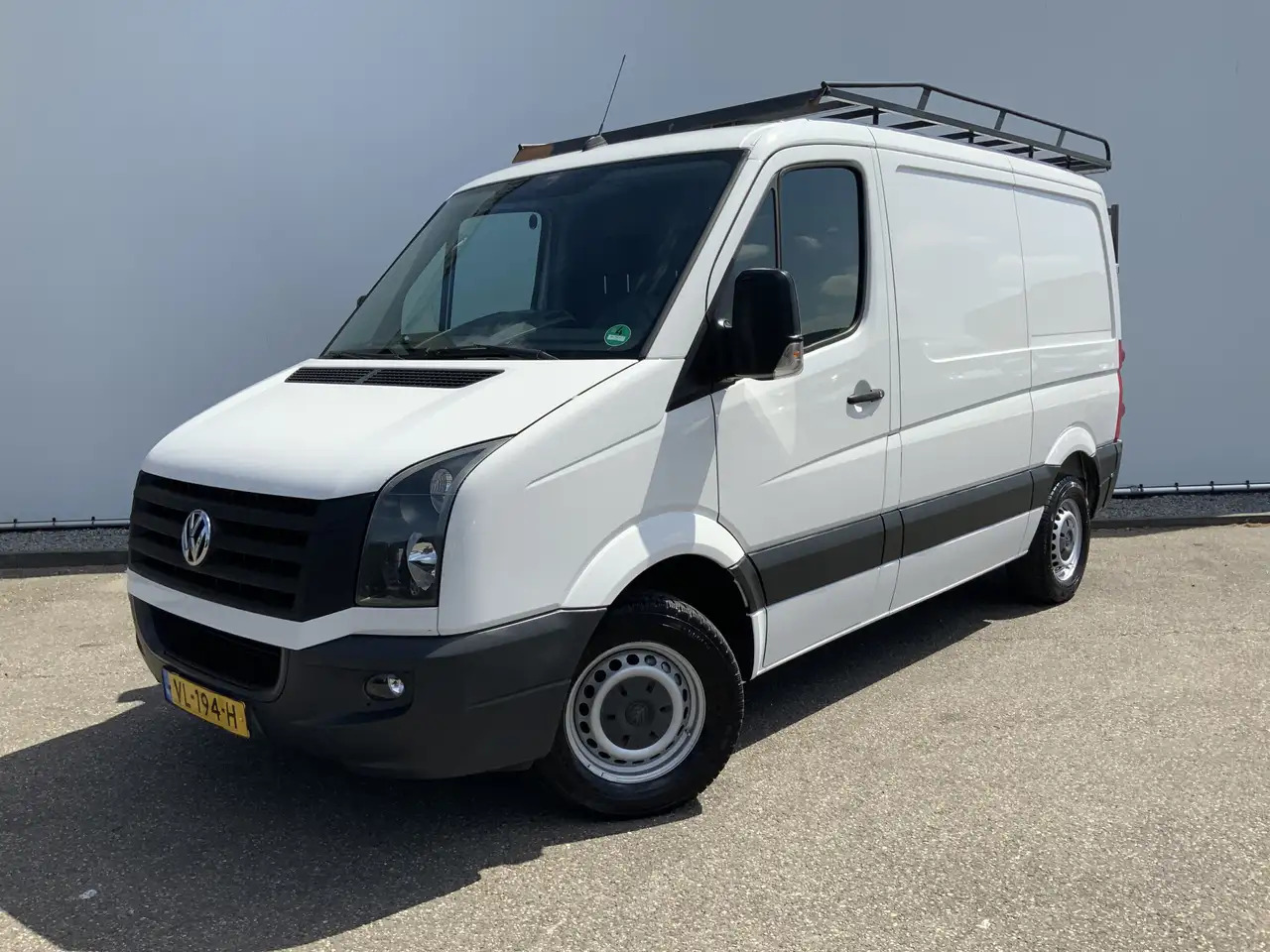 Volkswagen Crafter 35 2.0 TDI L1H1 Airco Cruise 3 Zits Trekhaak 2000 - فان: صورة 1 Volkswagen Crafter 35 2.0 TDI L1H1 Airco Cruise 3 Zits Trekhaak 2000 - فان: صورة 1