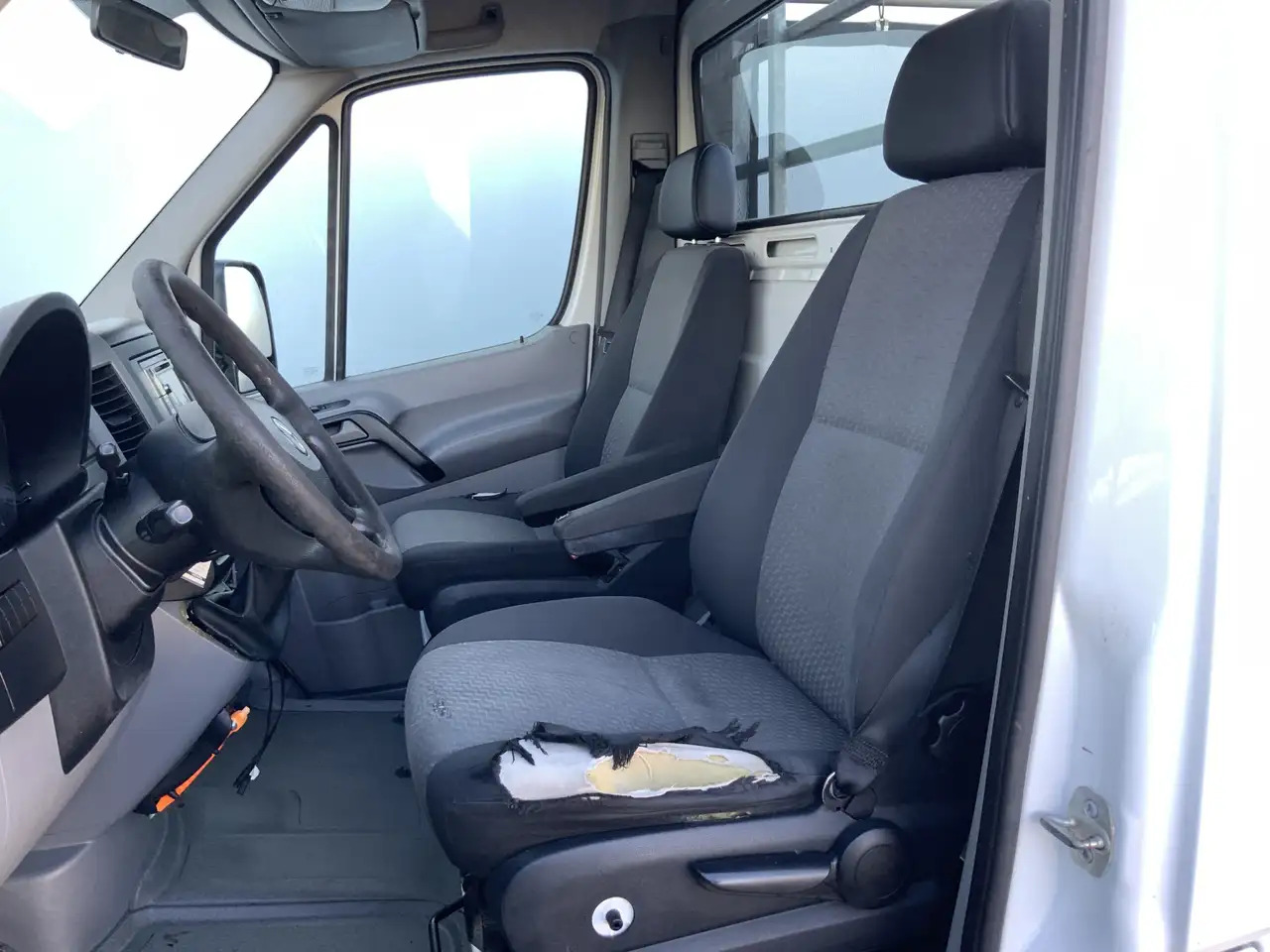 Volkswagen Crafter 50 2.0 TDI L2H1Pick Up Airco Cruise Trekhaak 3500 - شاحنة مفتوحة: صورة 4 Volkswagen Crafter 50 2.0 TDI L2H1Pick Up Airco Cruise Trekhaak 3500 - شاحنة مفتوحة: صورة 4