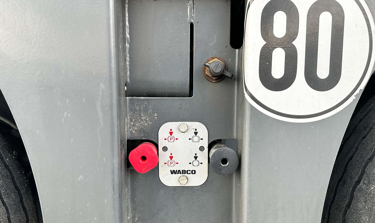 Faymonville MAX Trailer 3-Achs-Tiefbett mit Pendelachsen - عربة منخفضة مسطحة نصف مقطورة: صورة 5 Faymonville MAX Trailer 3-Achs-Tiefbett mit Pendelachsen - عربة منخفضة مسطحة نصف مقطورة: صورة 5