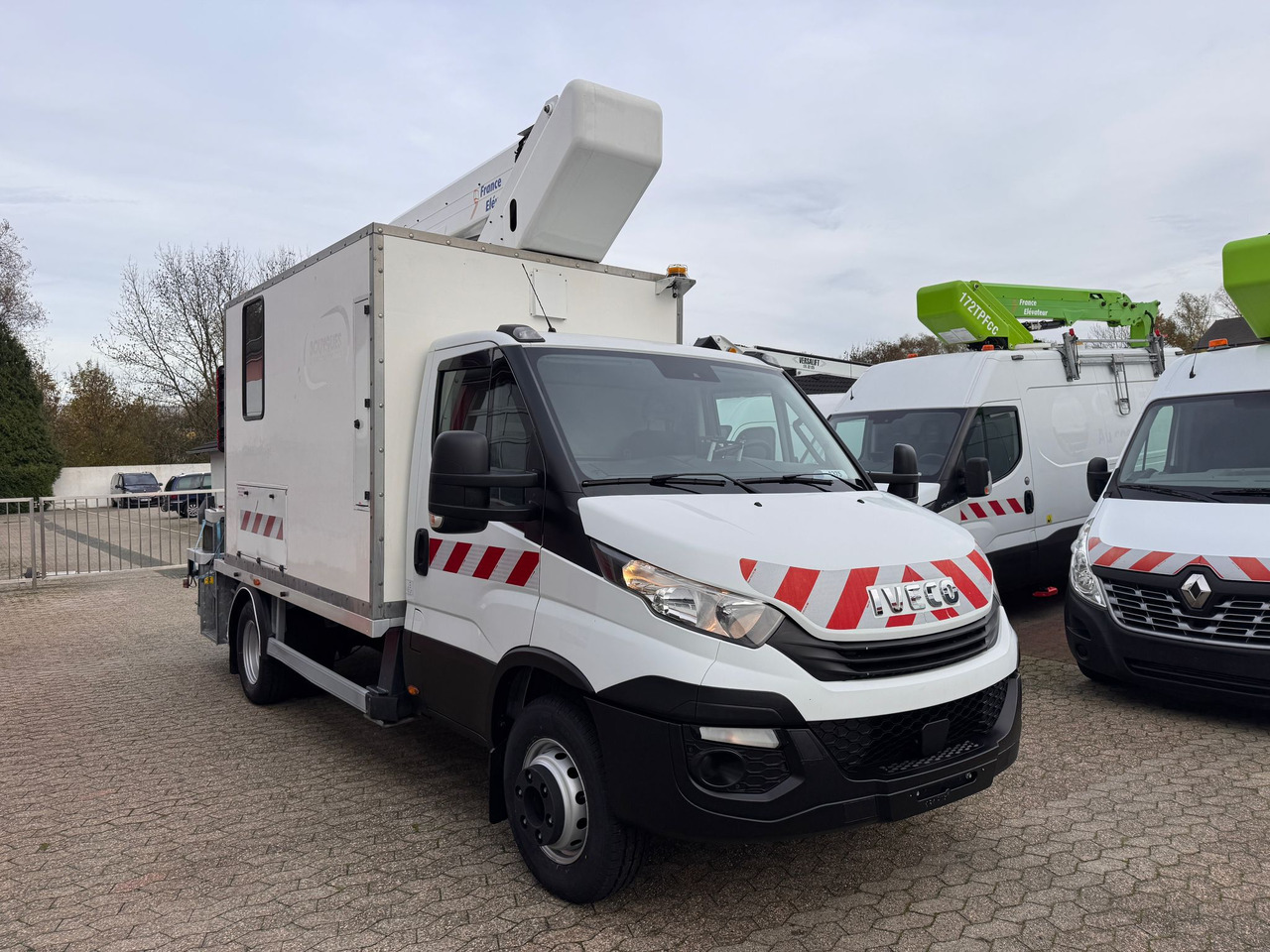 IVECO Daily 70C18 Hubarbeitsbühne Steiger France Elevateur 172 CPL EURO 6C - منصة تلسكوبية محمولة على شاحنة: صورة 2 IVECO Daily 70C18 Hubarbeitsbühne Steiger France Elevateur 172 CPL EURO 6C - منصة تلسكوبية محمولة على شاحنة: صورة 2