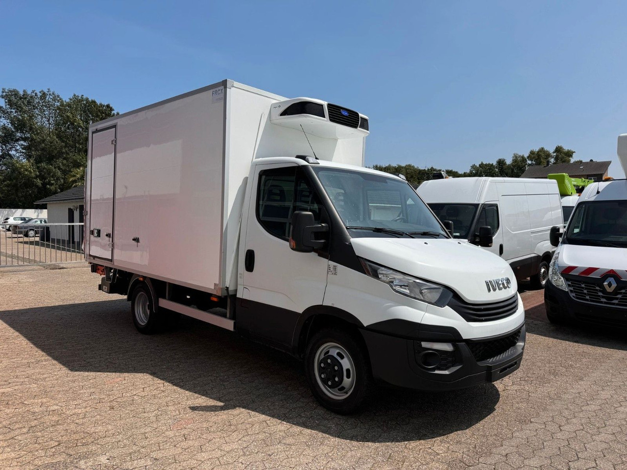 Iveco Daily 35C16 Tiefkühlkoffer Carrier Pulsor350 LWB - شاحنة مُبرّدة للتوصيل: صورة 3 Iveco Daily 35C16 Tiefkühlkoffer Carrier Pulsor350 LWB - شاحنة مُبرّدة للتوصيل: صورة 3