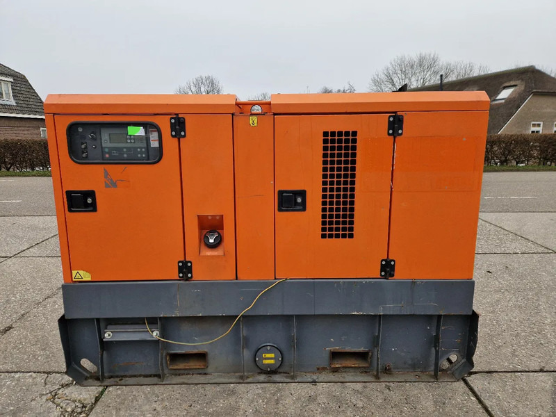 Atlas-Copco QAS60 60kVA met Leroy Somer generator - مجموعة المولدات: صورة 1 Atlas-Copco QAS60 60kVA met Leroy Somer generator - مجموعة المولدات: صورة 1