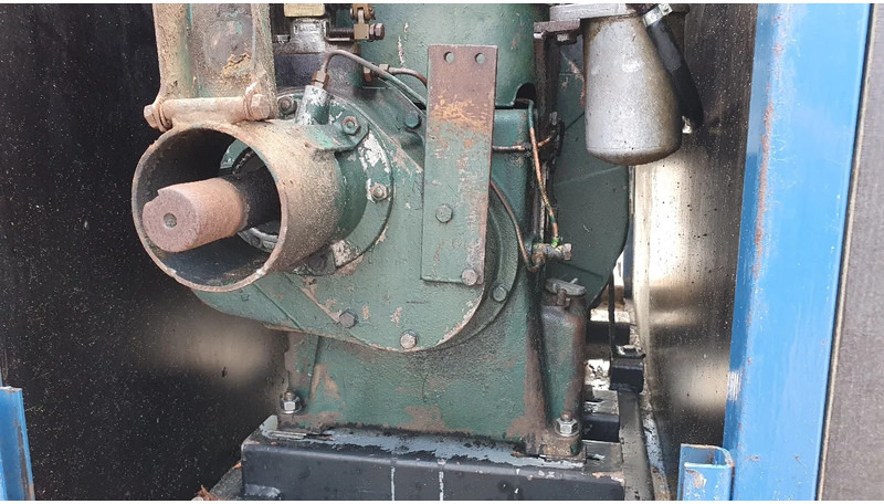 Diversen vuilwaterpomp met Petter motor - مضخة مياه: صورة 5 Diversen vuilwaterpomp met Petter motor - مضخة مياه: صورة 5