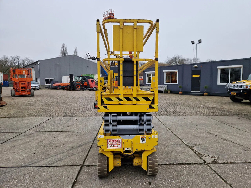 Genie GS2032 elektrisch werkhoogte 8m. met keuring - رافعة هيدروليكية مقصية: صورة 5 Genie GS2032 elektrisch werkhoogte 8m. met keuring - رافعة هيدروليكية مقصية: صورة 5