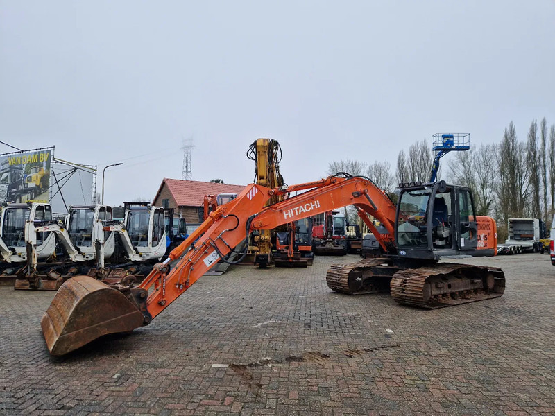 Hitachi ZX160LC-3 rijwerk zeer netjes - حفار زحاف: صورة 2 Hitachi ZX160LC-3 rijwerk zeer netjes - حفار زحاف: صورة 2