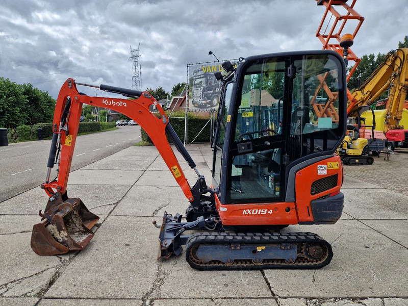 حفارة مُصَّغرة Kubota KX019-4 CW05 met 2 bakken: صورة 18 حفارة مُصَّغرة Kubota KX019-4 CW05 met 2 bakken: صورة 18