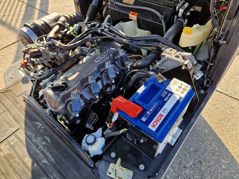 Nissan 1.8 ton LPG triplomast - رافعة شوكية تعمل بالغاز: صورة 4 Nissan 1.8 ton LPG triplomast - رافعة شوكية تعمل بالغاز: صورة 4