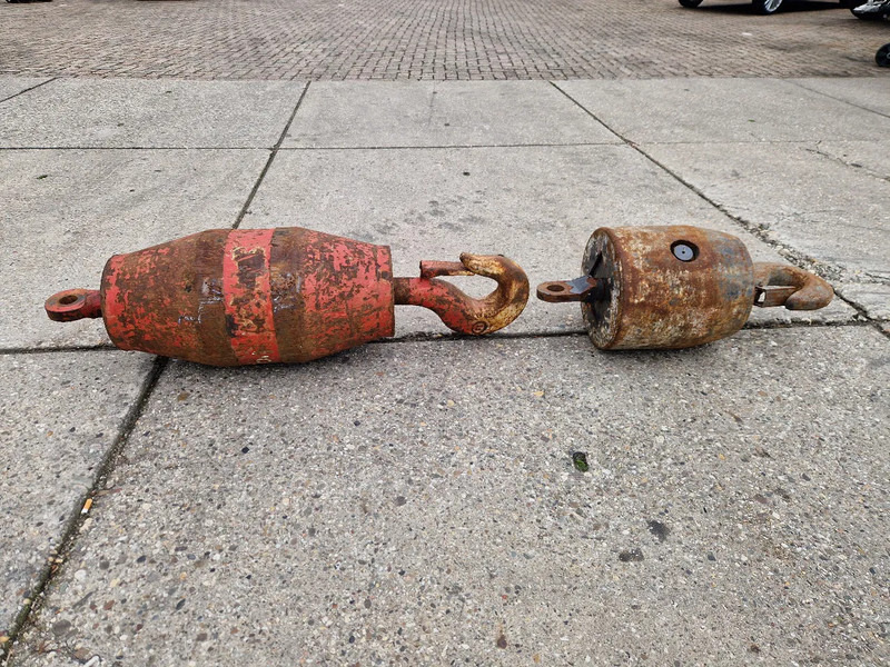 Onbekend 2x hijspeer cap. 10 ton - ملحق - آلات البناء: صورة 2 Onbekend 2x hijspeer cap. 10 ton - ملحق - آلات البناء: صورة 2