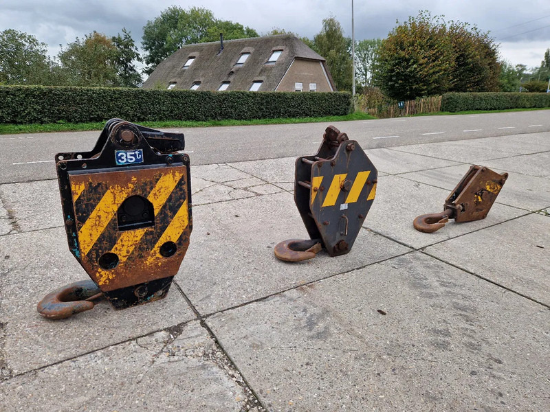 Onbekend 3X hijsblok cap. 35t, 20t, 15t. - ملحق - آلات البناء: صورة 1 Onbekend 3X hijsblok cap. 35t, 20t, 15t. - ملحق - آلات البناء: صورة 1