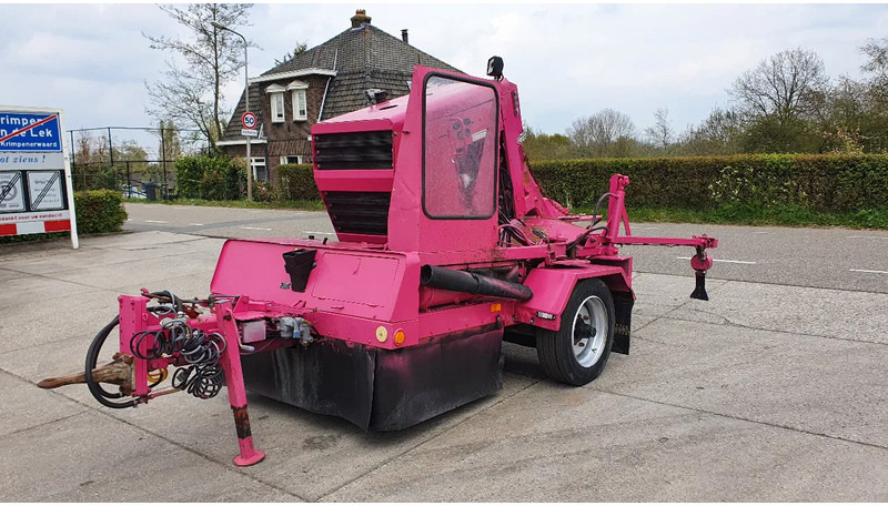 VERMEER SC1102 stobbenfrees/stronkenfrees op aanhanger - آلة طحن جذوع الأشجار: صورة 2 VERMEER SC1102 stobbenfrees/stronkenfrees op aanhanger - آلة طحن جذوع الأشجار: صورة 2