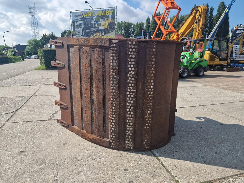 Verachtert tandenbak 1.40m. breed CW30/40 - بكت - آلات البناء: صورة 5 Verachtert tandenbak 1.40m. breed CW30/40 - بكت - آلات البناء: صورة 5