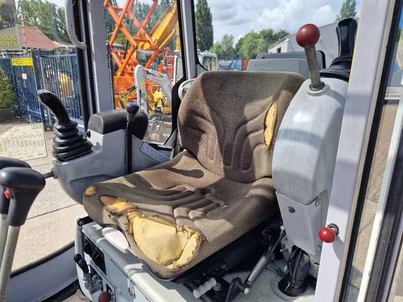 حفارة مُصَّغرة WACKER NEUSON 2003RD met nivelleersysteem: صورة 10