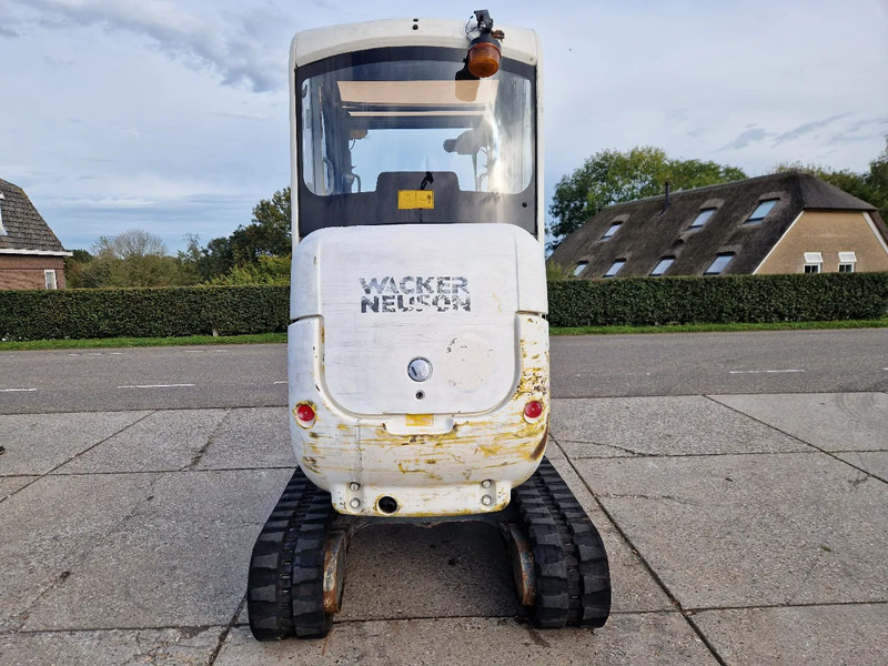 WACKER NEUSON 2404RD kan op een berghelling werken - حفارة مُصَّغرة: صورة 5 WACKER NEUSON 2404RD kan op een berghelling werken - حفارة مُصَّغرة: صورة 5