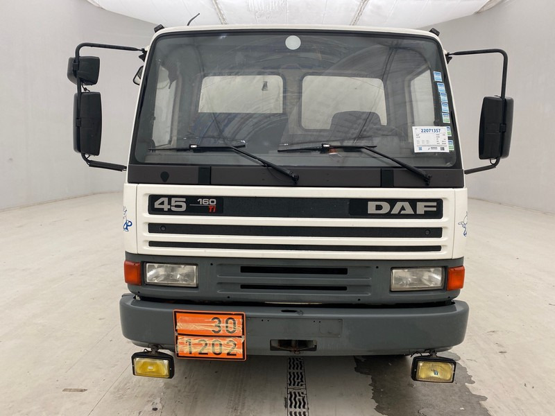DAF 45.160 ATi - شاحنة صهريج: صورة 2 DAF 45.160 ATi - شاحنة صهريج: صورة 2