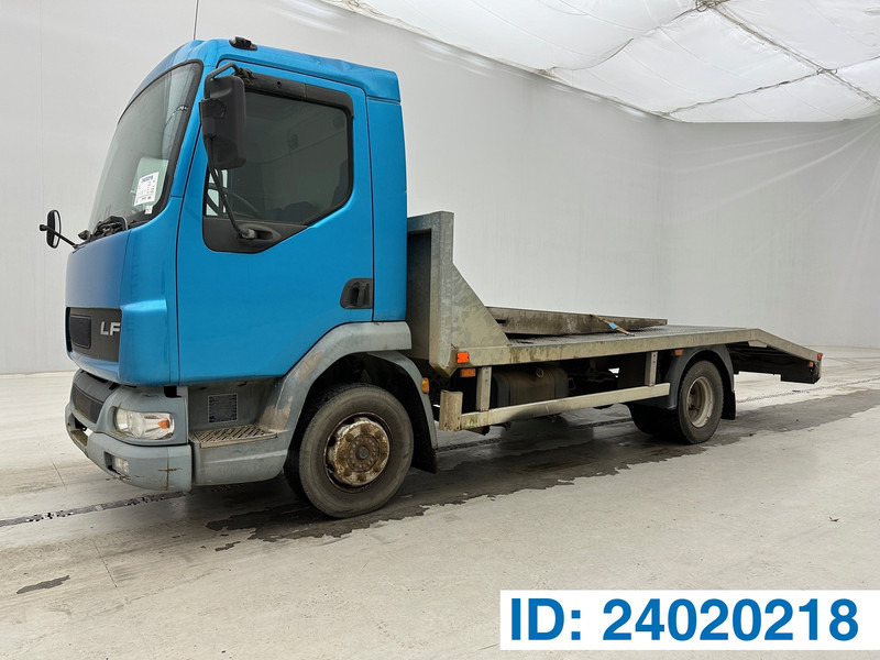 DAF LF45.12 - شاحنة نقل سيارات شاحنة: صورة 1 DAF LF45.12 - شاحنة نقل سيارات شاحنة: صورة 1