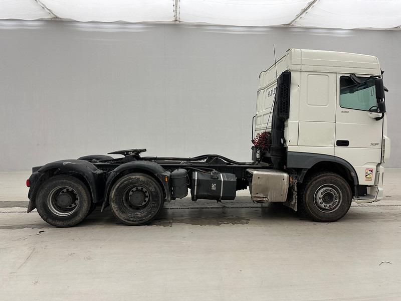 DAF XF 530 Space Cab - 6x4 - وحدة جر: صورة 4 DAF XF 530 Space Cab - 6x4 - وحدة جر: صورة 4