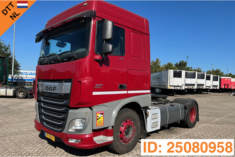 DAF XF106.440 Space Cab - وحدة جر: صورة 1 DAF XF106.440 Space Cab - وحدة جر: صورة 1