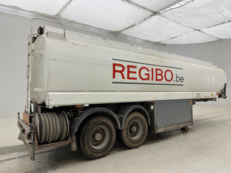 EKW Tank 32000 L - نصف مقطورة صهريج: صورة 5 EKW Tank 32000 L - نصف مقطورة صهريج: صورة 5